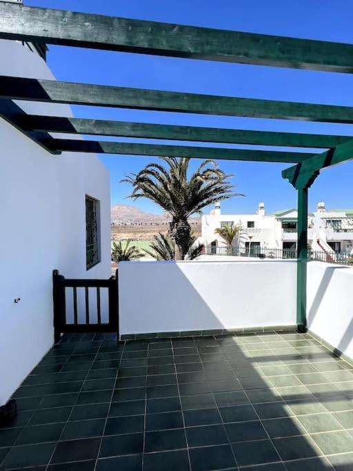 Casa Breen - Spacious 1 Bedroom Apartment In Matagorda With Communal Pool Tías Extérieur photo